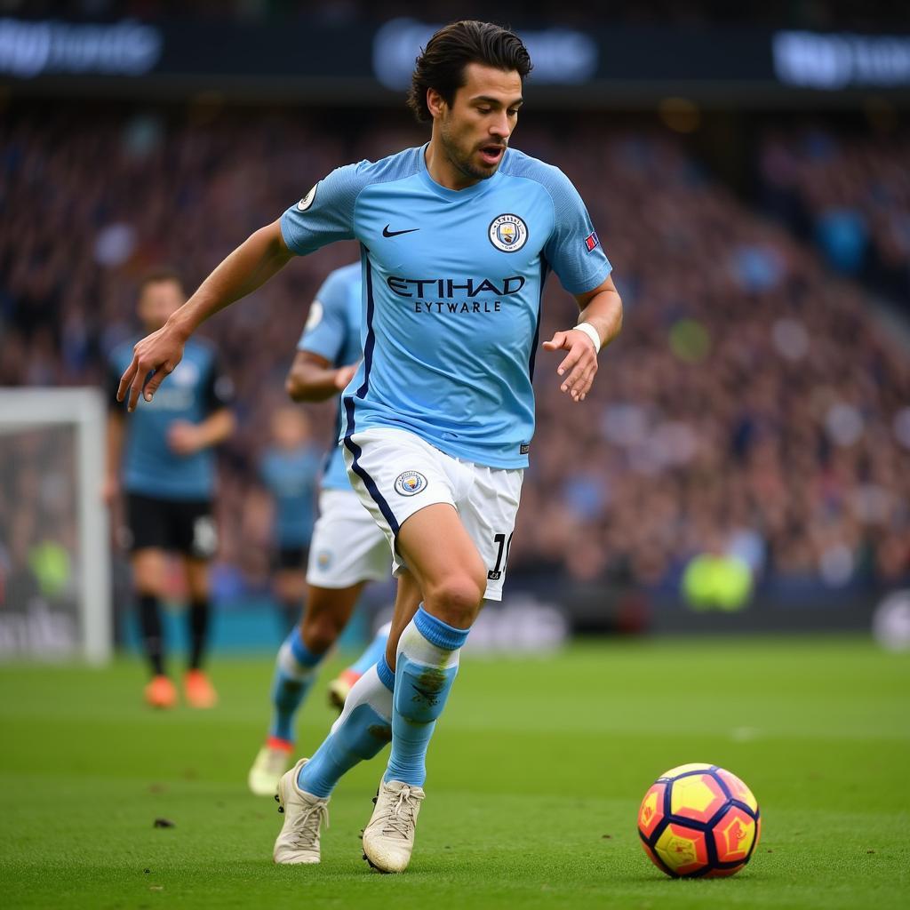 Julian Alvarez in action wearing his Man City jersey